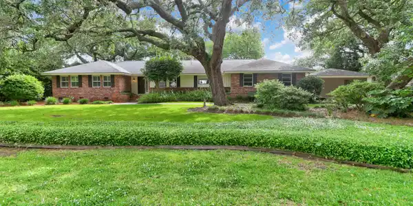 1441 Burningtree Road
