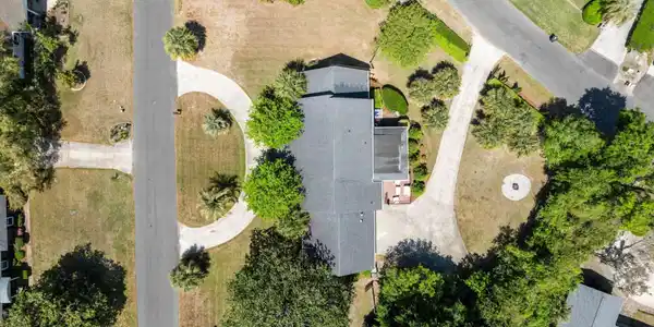 Image 2: 63-web-or-mls-DJI_0951