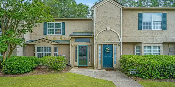 2087 Emerald Terrace