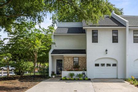 59 Meander Row