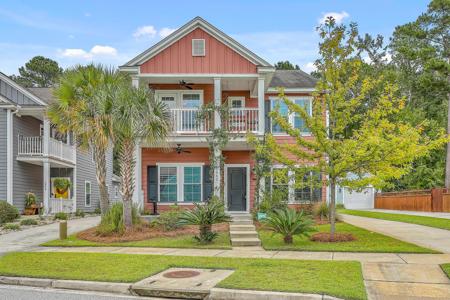 1662 Sparkleberry Lane