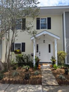 328 Lakeside Drive