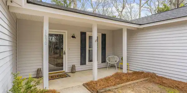 1690 Nantahala Boulevard