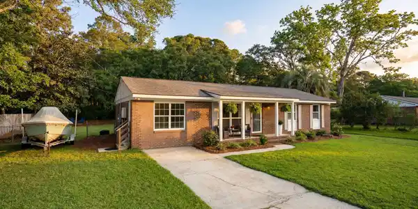 662 Schooner Road