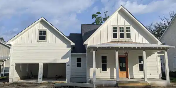 2704 Battle Trail Drive