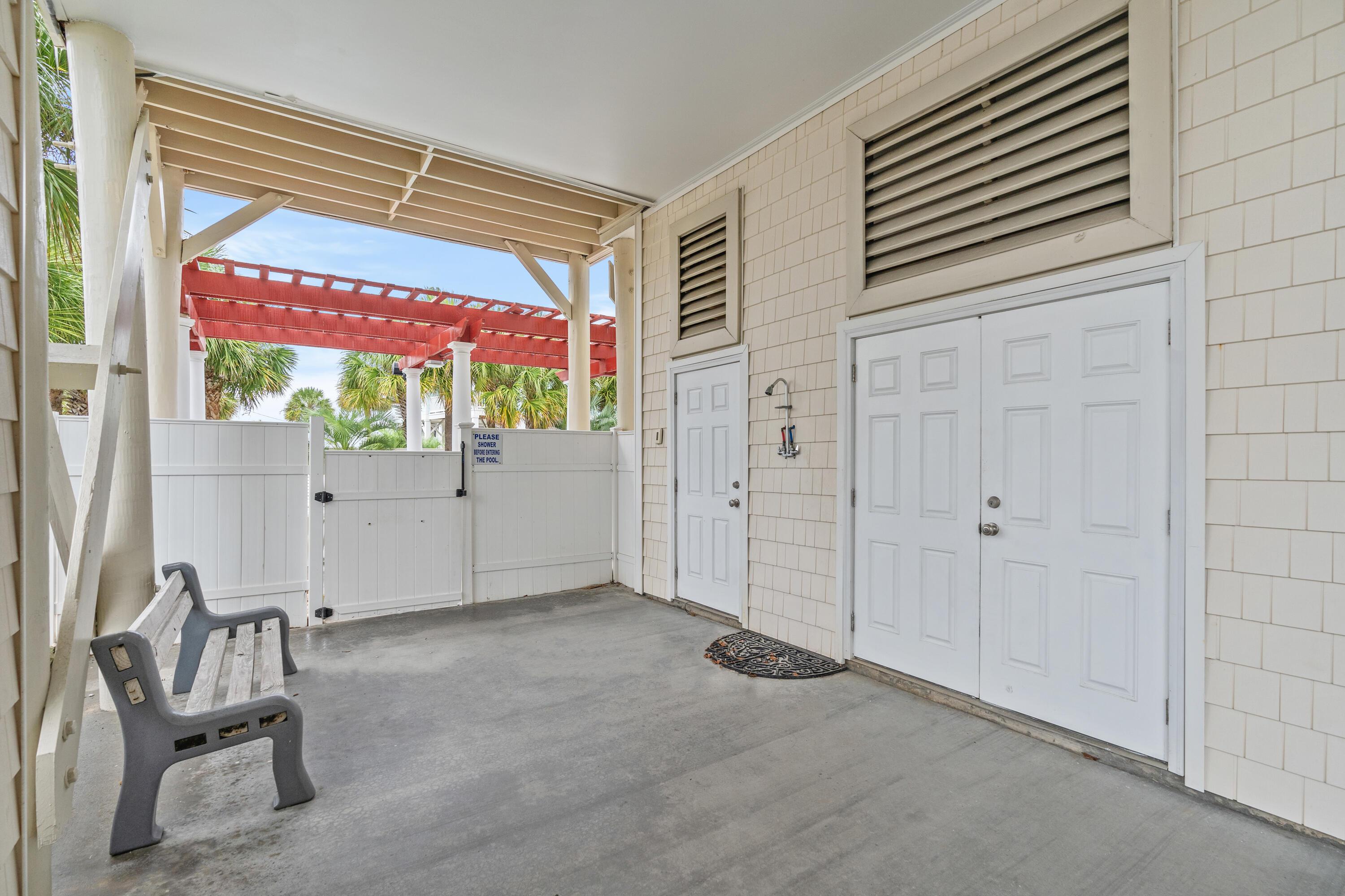 Image 4: 4