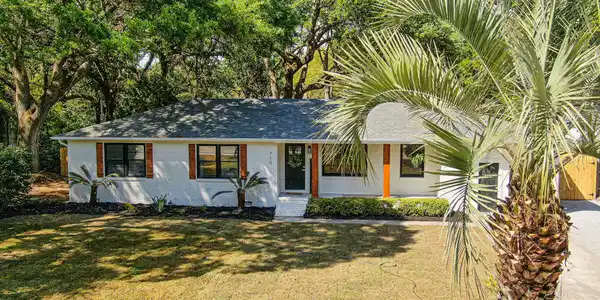 710 Harbor View Road