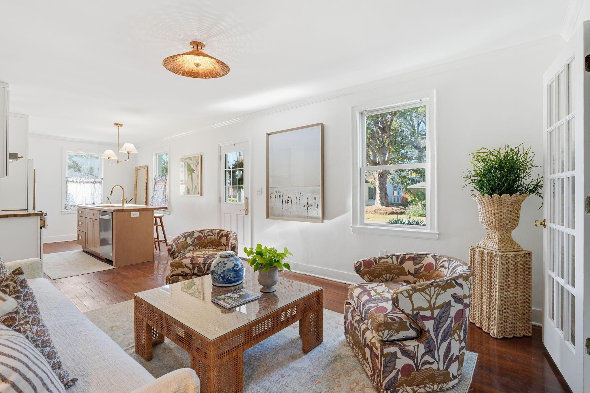 Image 3: 16-web-or-mls-013_DSC00241_1