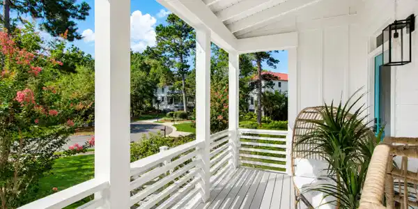 Image 4: Front Porch