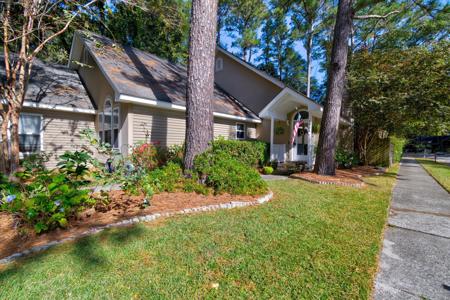 1956 Walkers Ferry Place