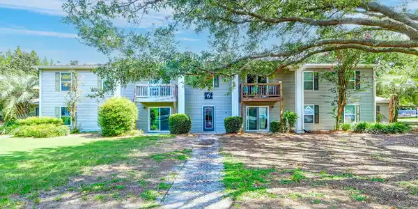 1402 Camp Road