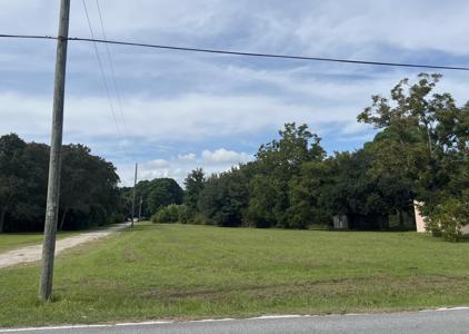 1794 Sol Legare Road