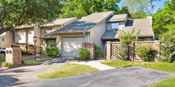 23 Wappoo Creek Place