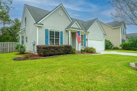 3263 Heathland Way