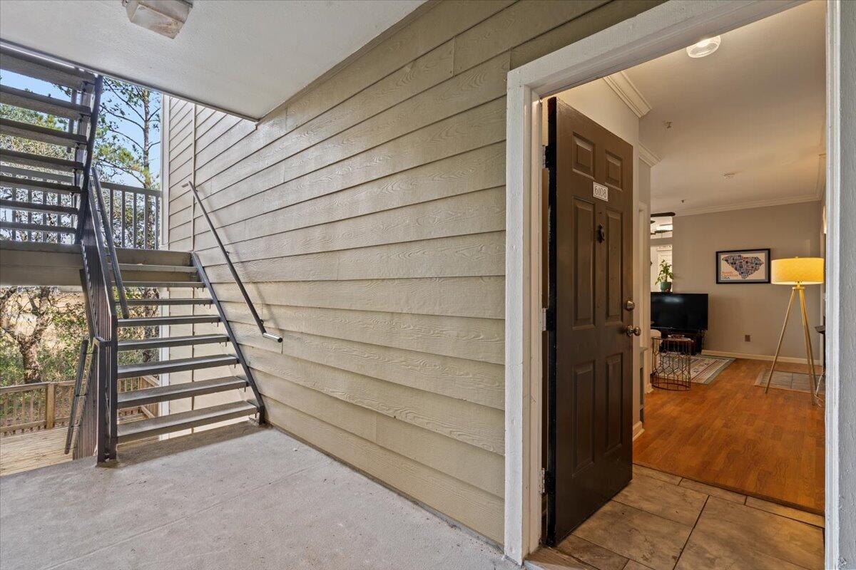 Image 4: 05-DEK00021