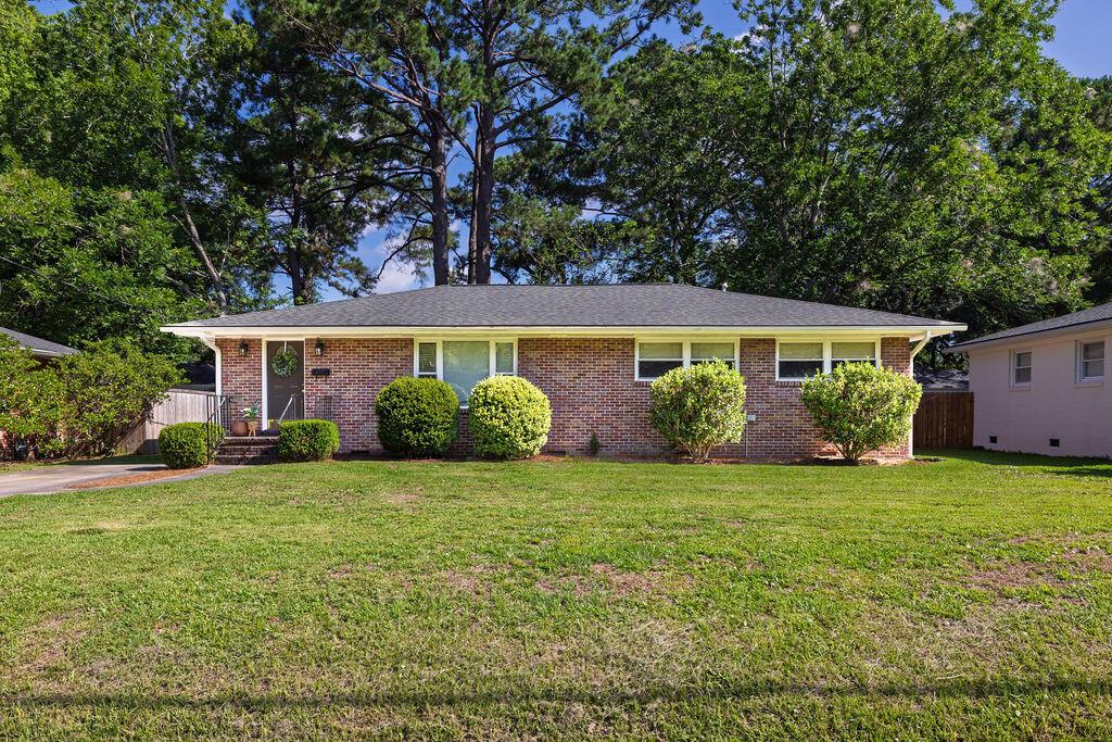 Image 1: Front of Home
