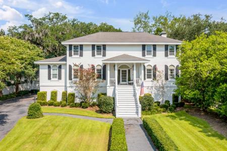 98 Indigo Point Drive