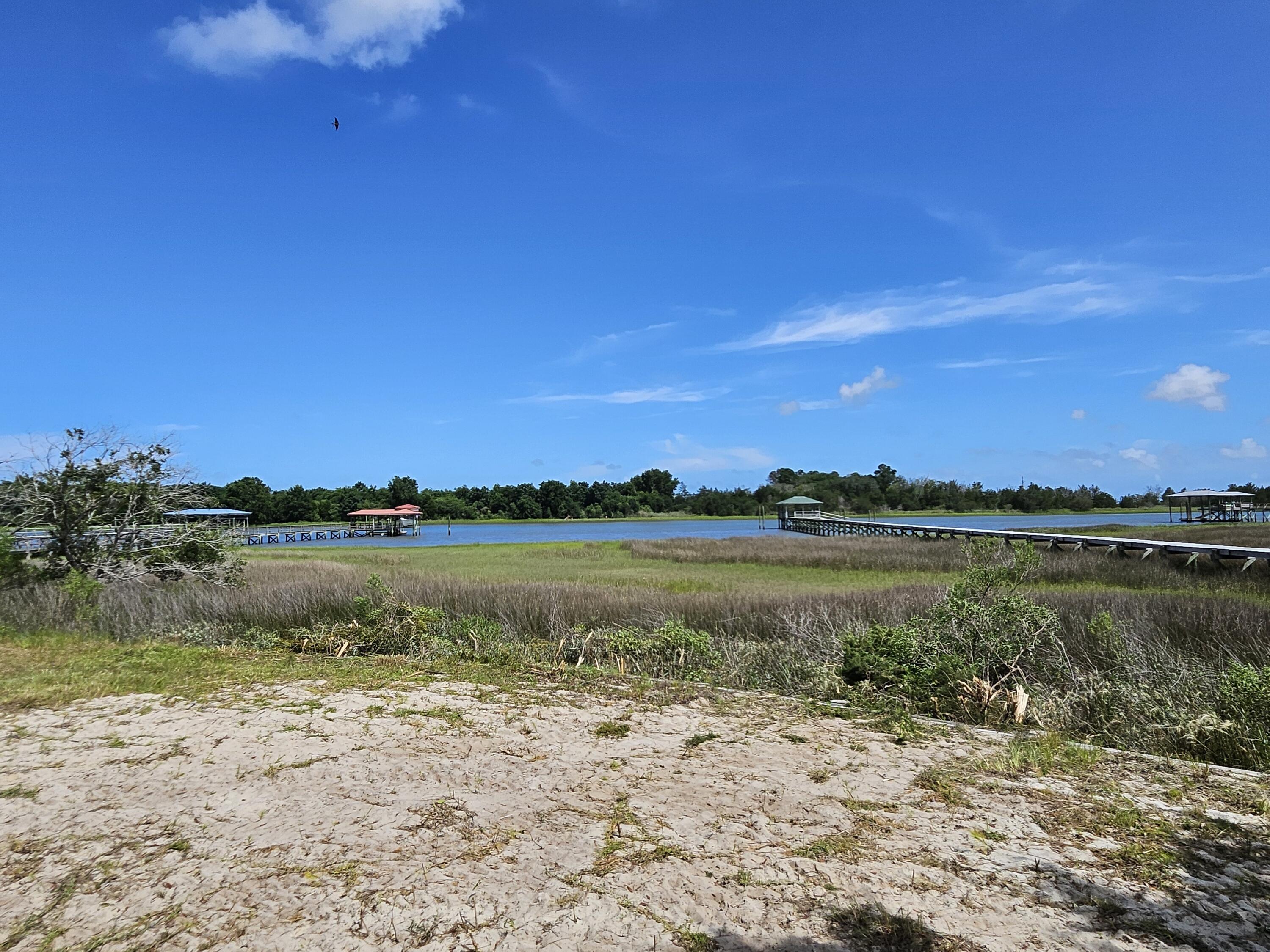 Image 4: ICW living!
