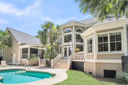 225 River Oak Drive