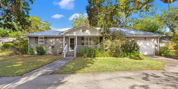 708 Robert E Lee Boulevard, Charleston SC 29412