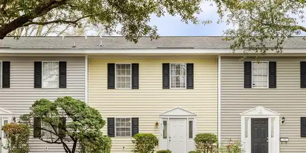 433 Carriage Lane, Mount Pleasant SC 29464
