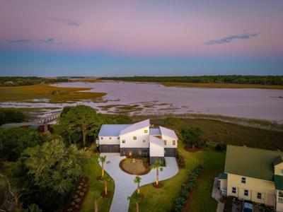 2461 Sol Legare Road