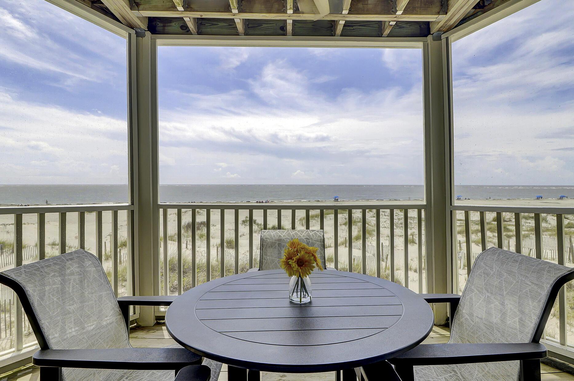 9000 Palmetto Drive, Isle of Palms, SC lhrmls01728933