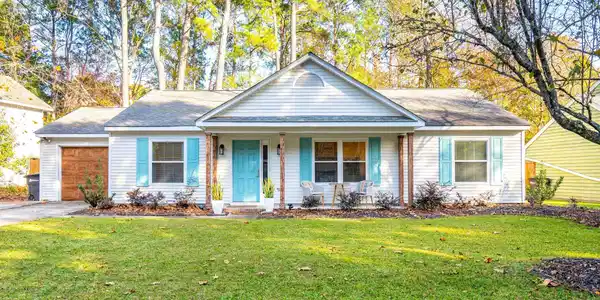 528 Castle Hall Road, Mount Pleasant SC 29464