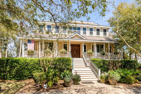 27 Waterway Island Drive