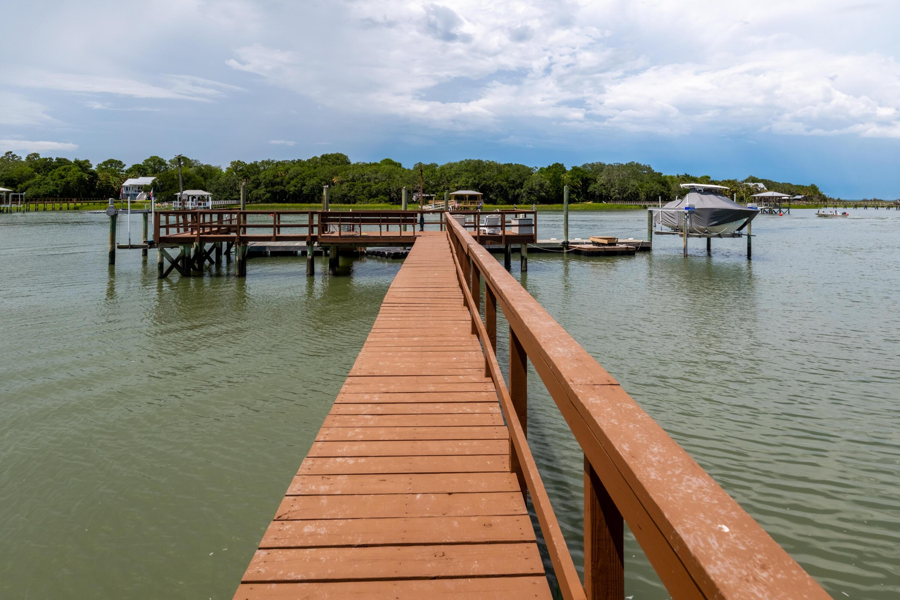 Image 4: 27 Waterway Island Dr_Eterna_Media-56