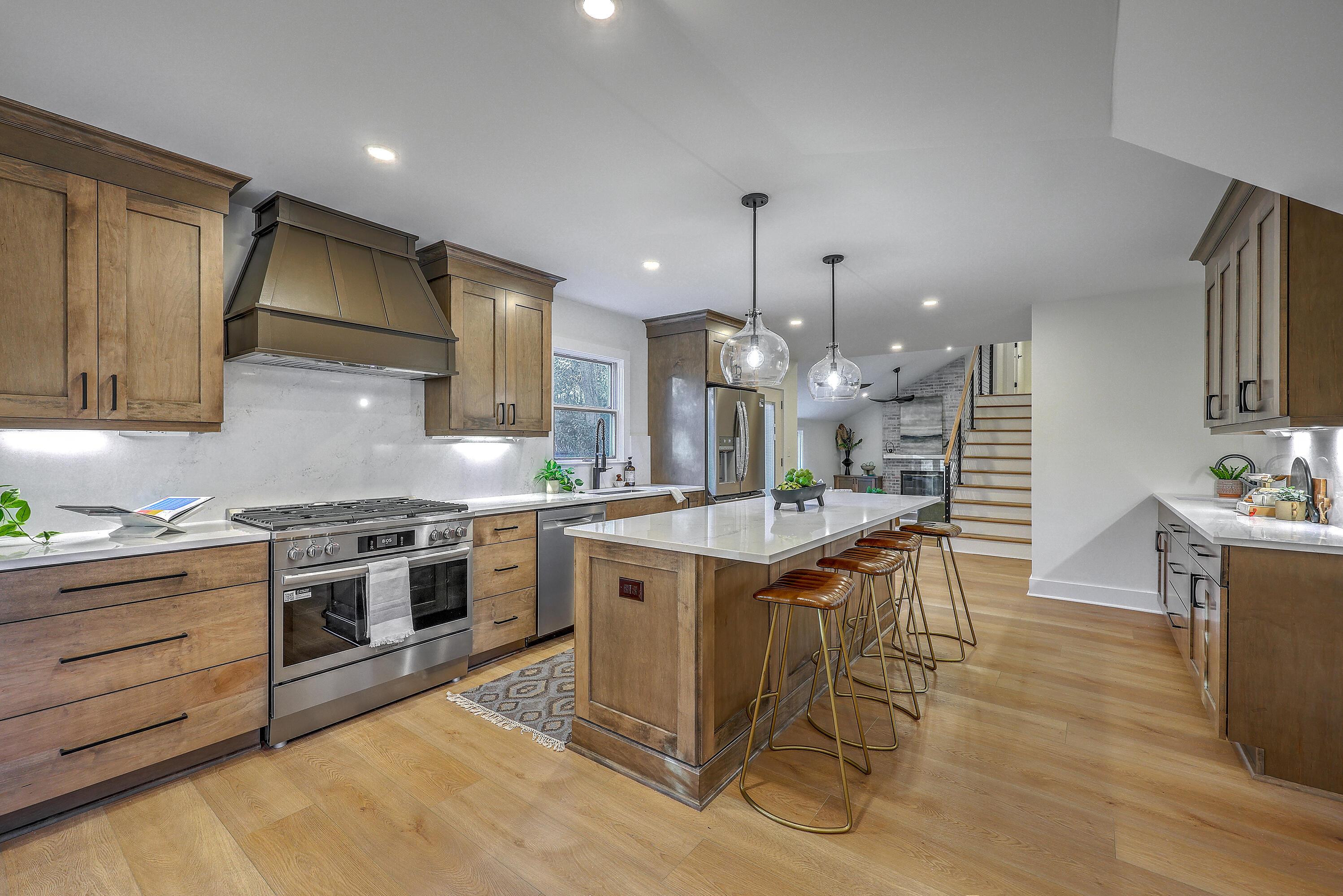 Image 1: ZYN_6616_17_18_19_20_21_22