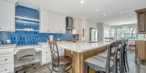2091 Emerald Terrace Terrace
