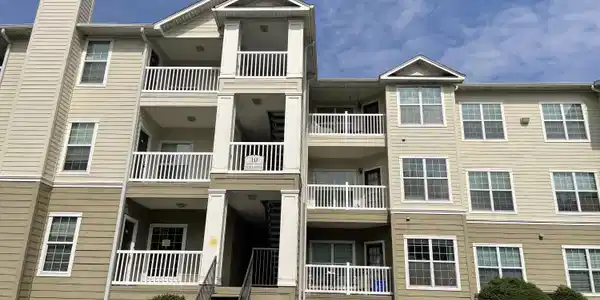 700 Daniel Ellis Drive