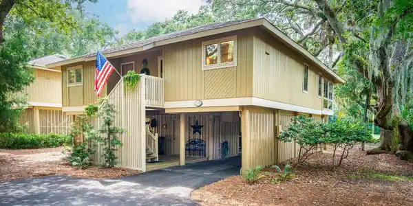 1123 Summer Wind Lane
