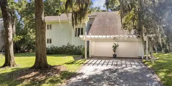 678 Deepwood Drive