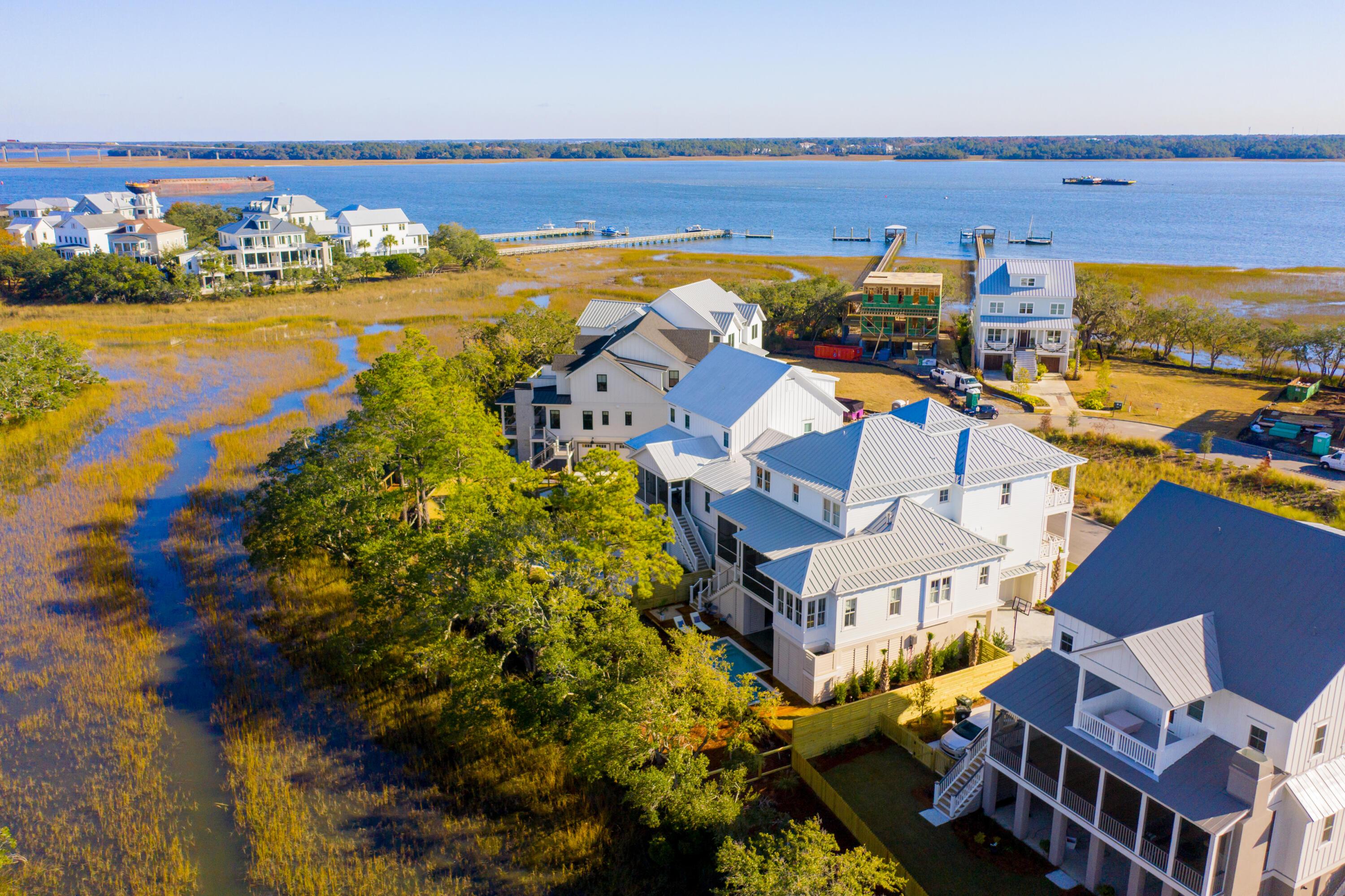 Image 2: 1205WaterViewLane-KeenEyeMarketing-6
