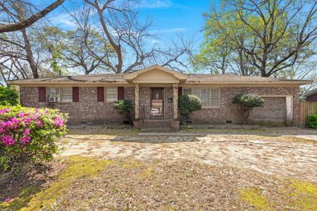 1157 Symmes Drive
