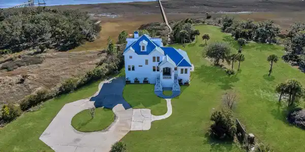21 Sweet Grass Drive