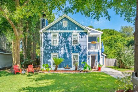 523 Castle Hall Road