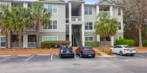 700 Daniel Ellis Drive