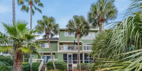 7000 Palmetto Drive