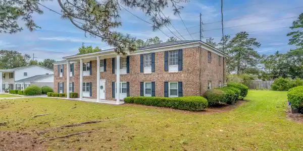 936 Lansing Drive