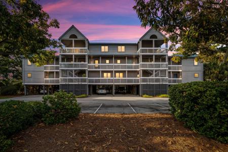 2420 Racquet Club Drive