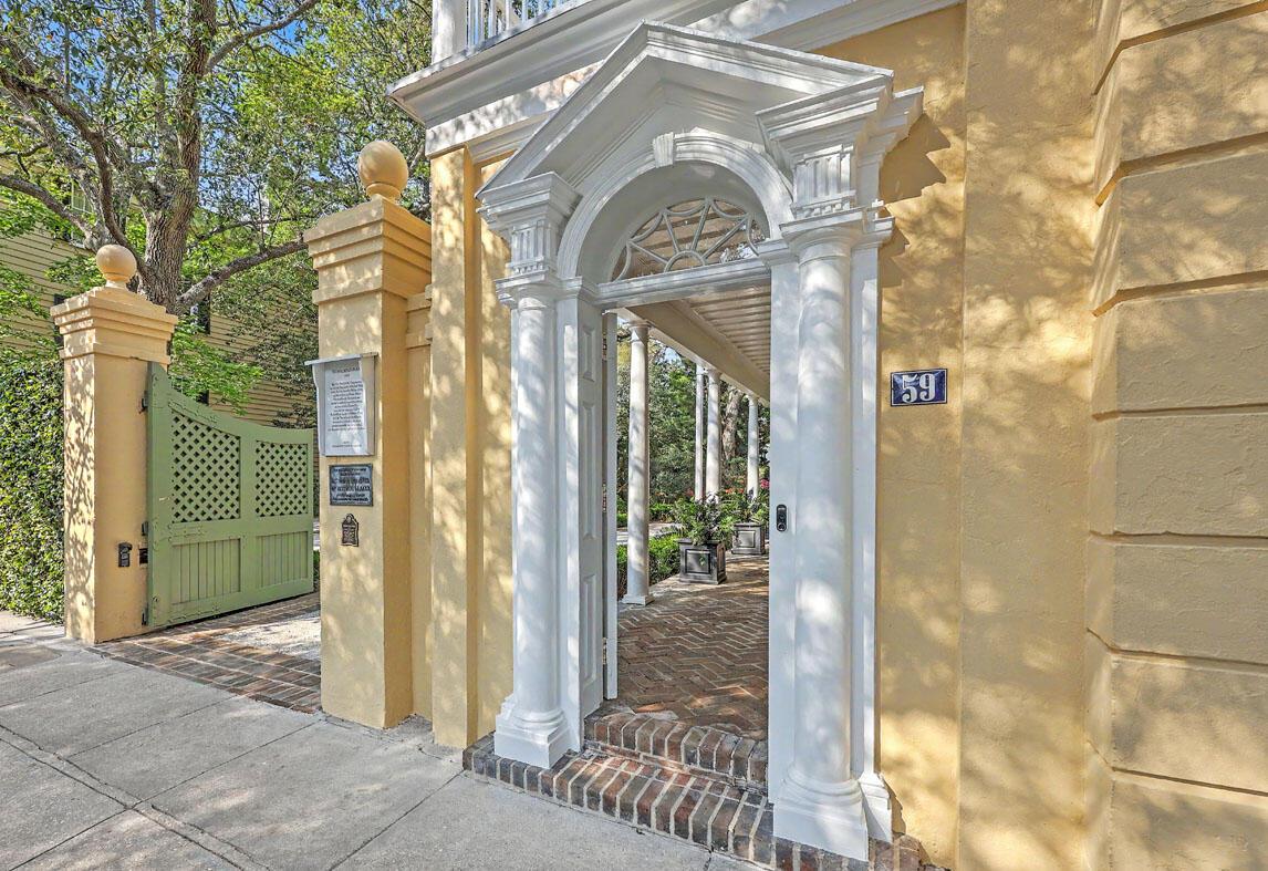 Image 4: 59 Church Street piazza door