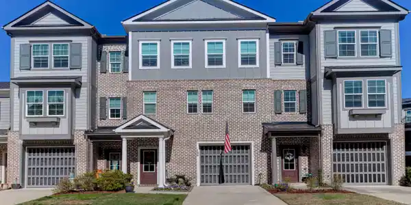 136 Slipper Shell Court