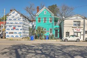 14 Hagood Avenue