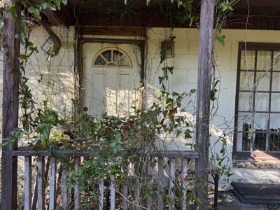 1918 Sol Legare Road, Charleston SC 29412