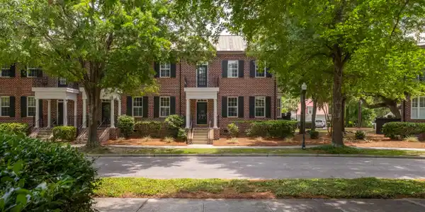 861 Center Park Street