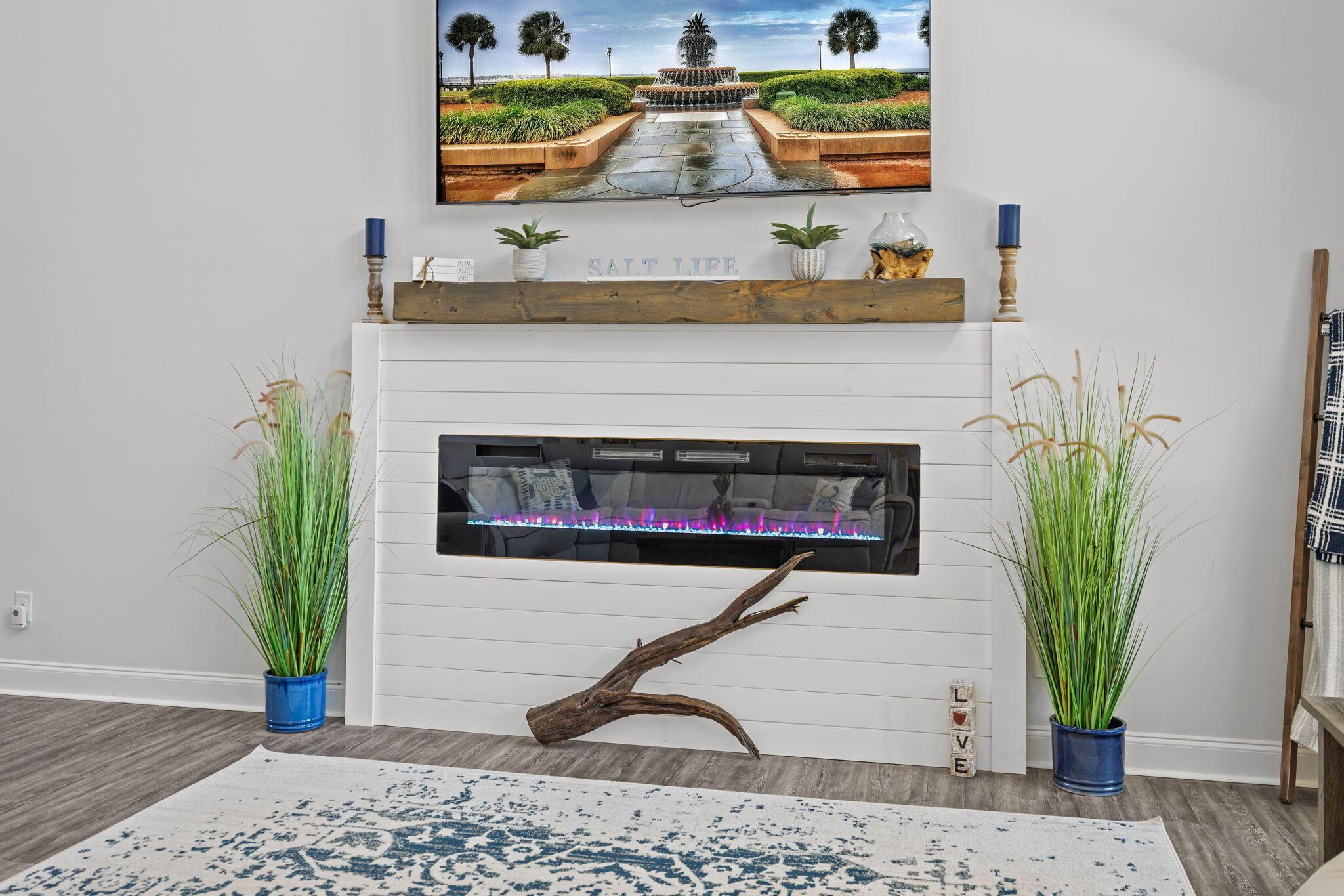 Image 4: Electric Fireplace with Blower