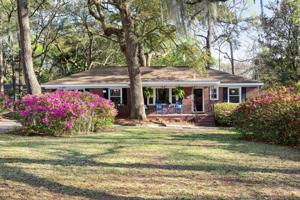 1419 River Front Drive